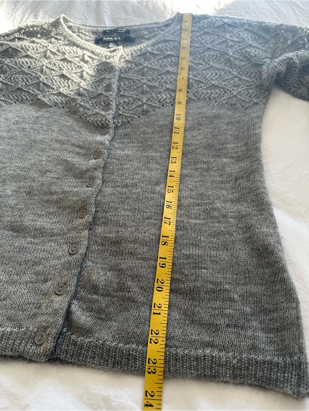 Coupe Collection gray lace-yoke Cardigan, size medium - Picture 8 of 12